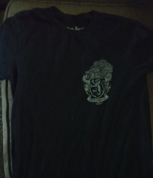 Black Gryffindor Shirt - Picture 1 of 3